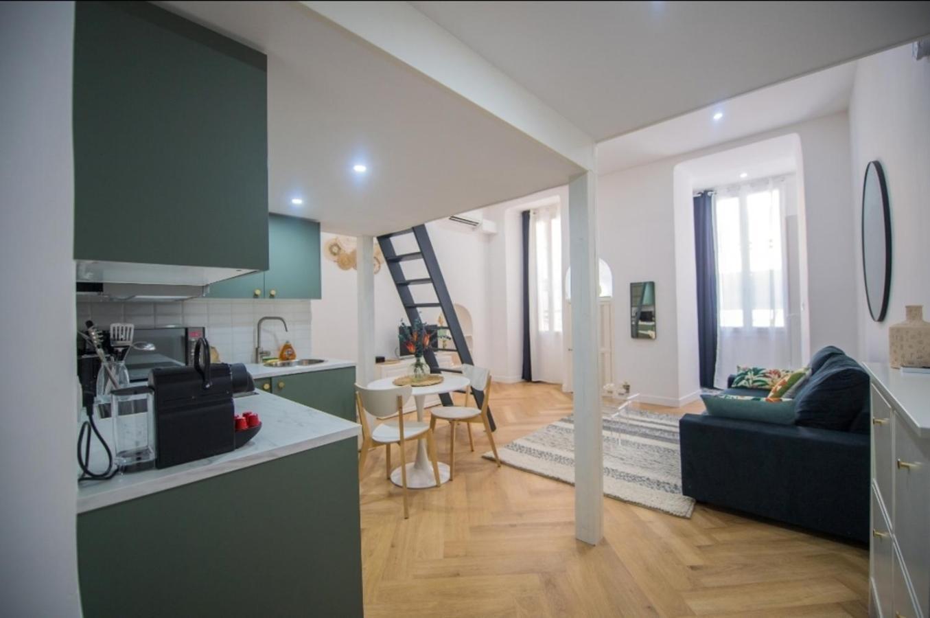 Studio Elegant 4 Couchages Front De Mer Clim Parking Privatif Wifi Nizza Kültér fotó
